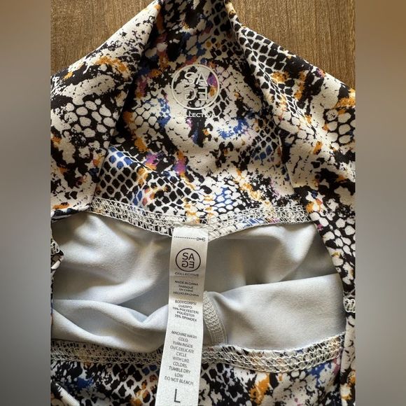 Sage Collective Multicolored Snakeskin Pattern Legging - Picture 2 of 5